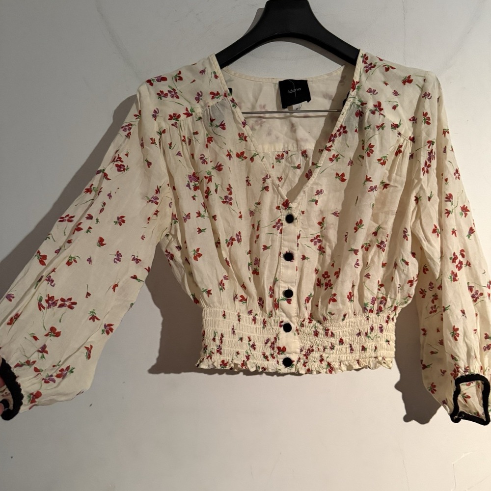 Idano Floral 0 Crop Top Blouse V-Neck Button Front Smocked Waist Balloon Sleeve
